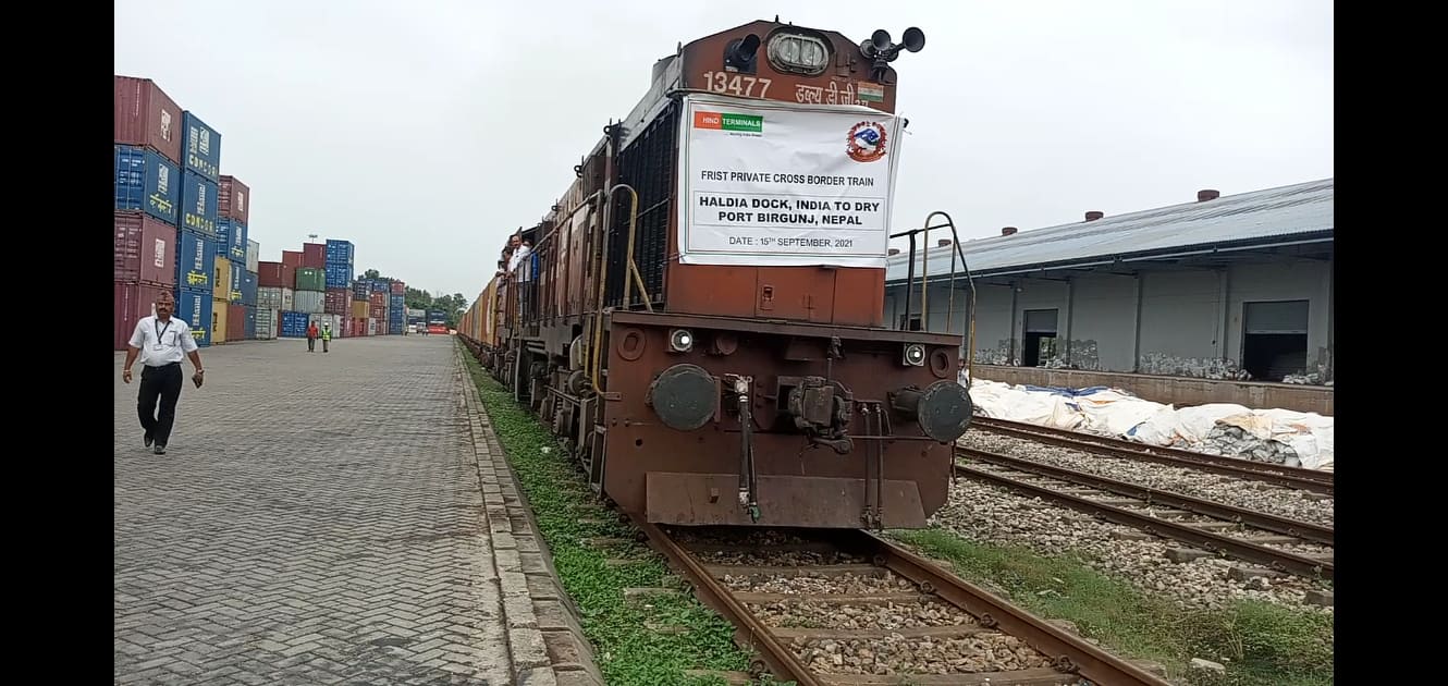 कोन्कनको एकाधिकार तोड्दै पहिलोपटक नेपाल आयो निजी कम्पनीको कार्गो रेल
